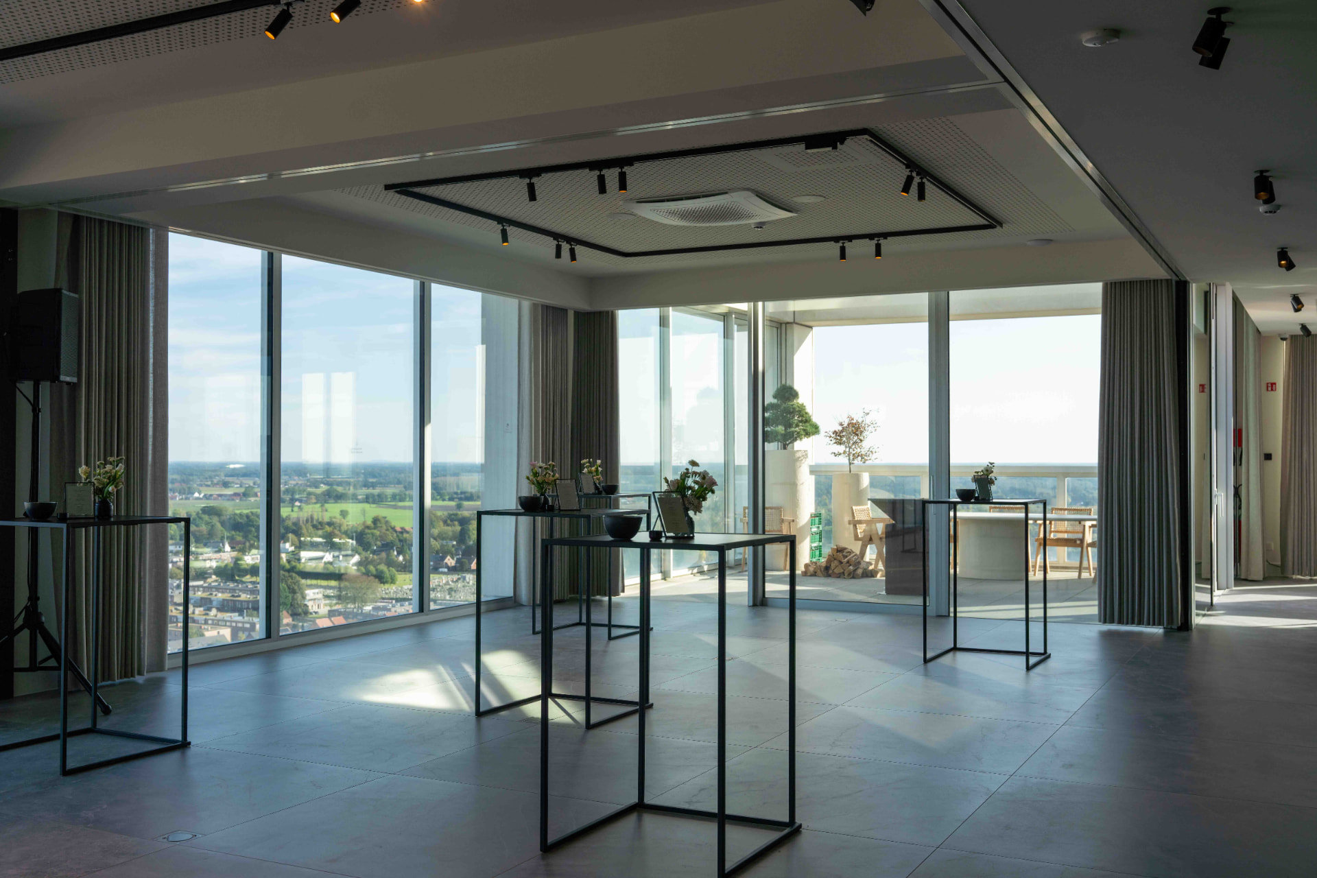 Sky Venue by Corsendonk — Turnhout · 70 metres above the city