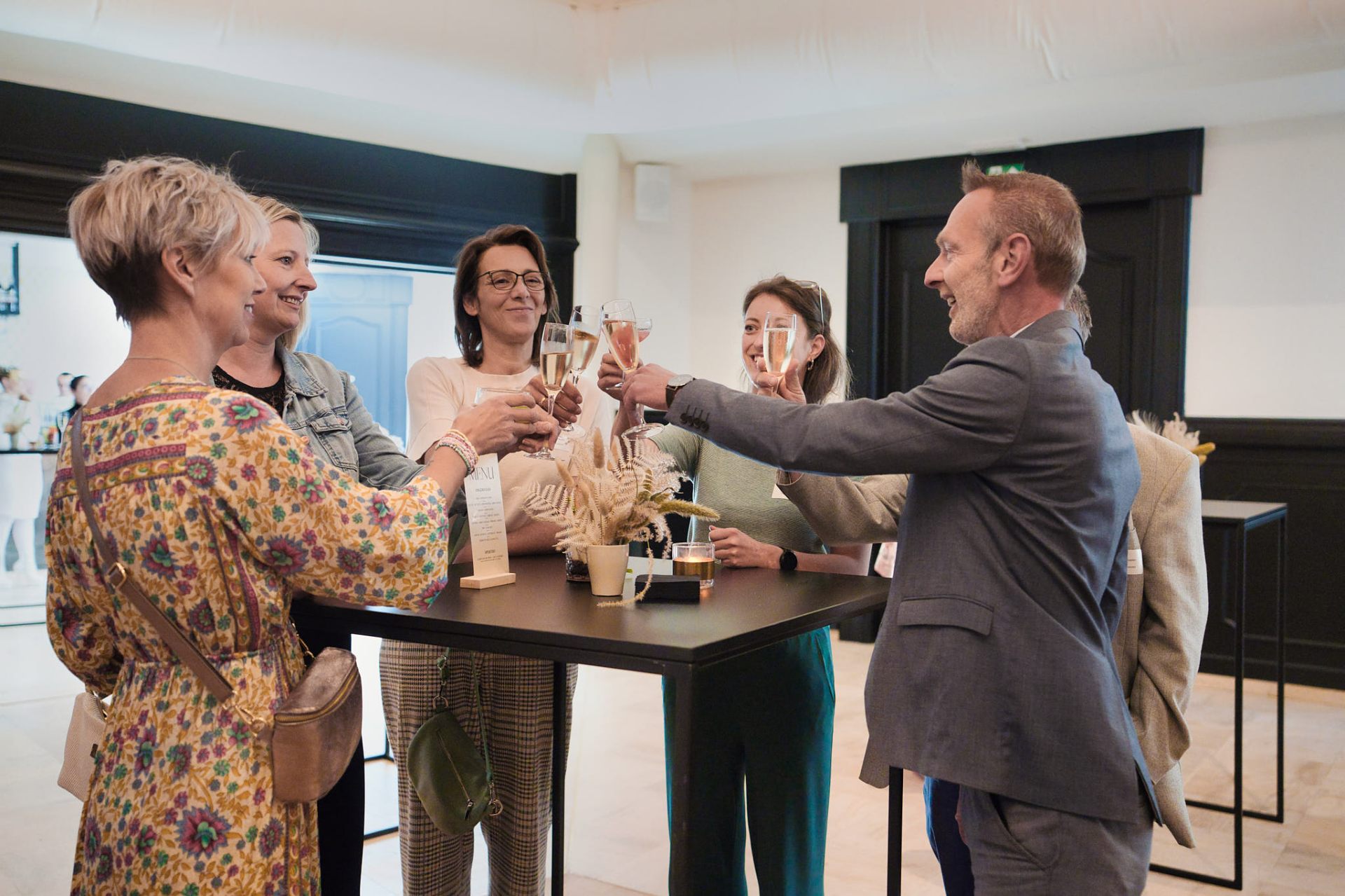 Reception with bubbles in the new event room of Hooge Heyde