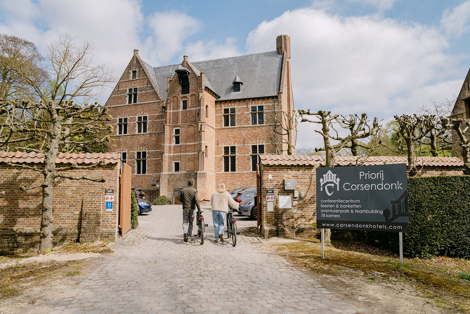 Priorij Corsendonk — Oud-Turnhout · Kempen