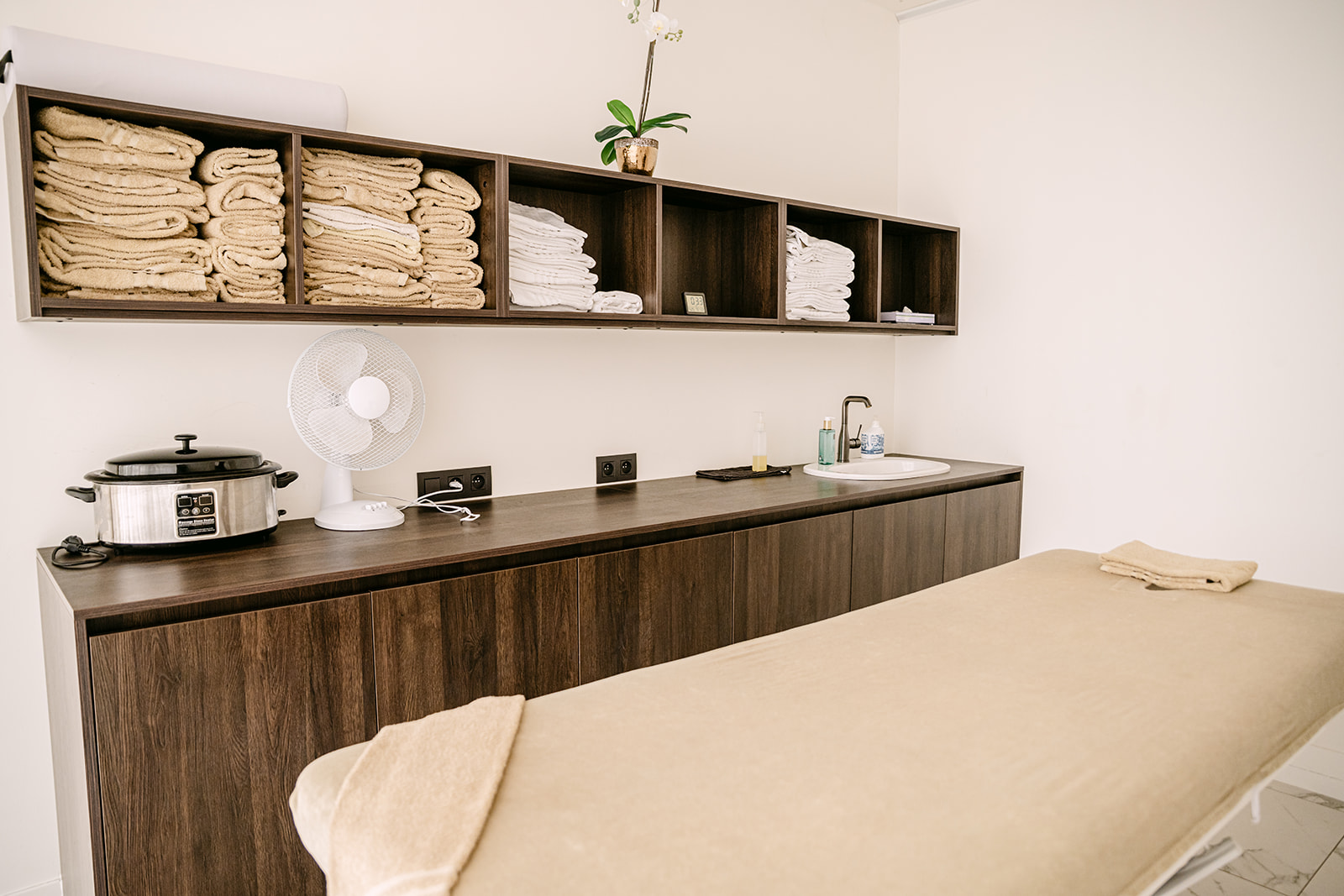 Wellness Turnova — Turnhout · in the city